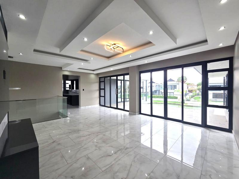 5 Bedroom Property for Sale in The Islands Estates North West